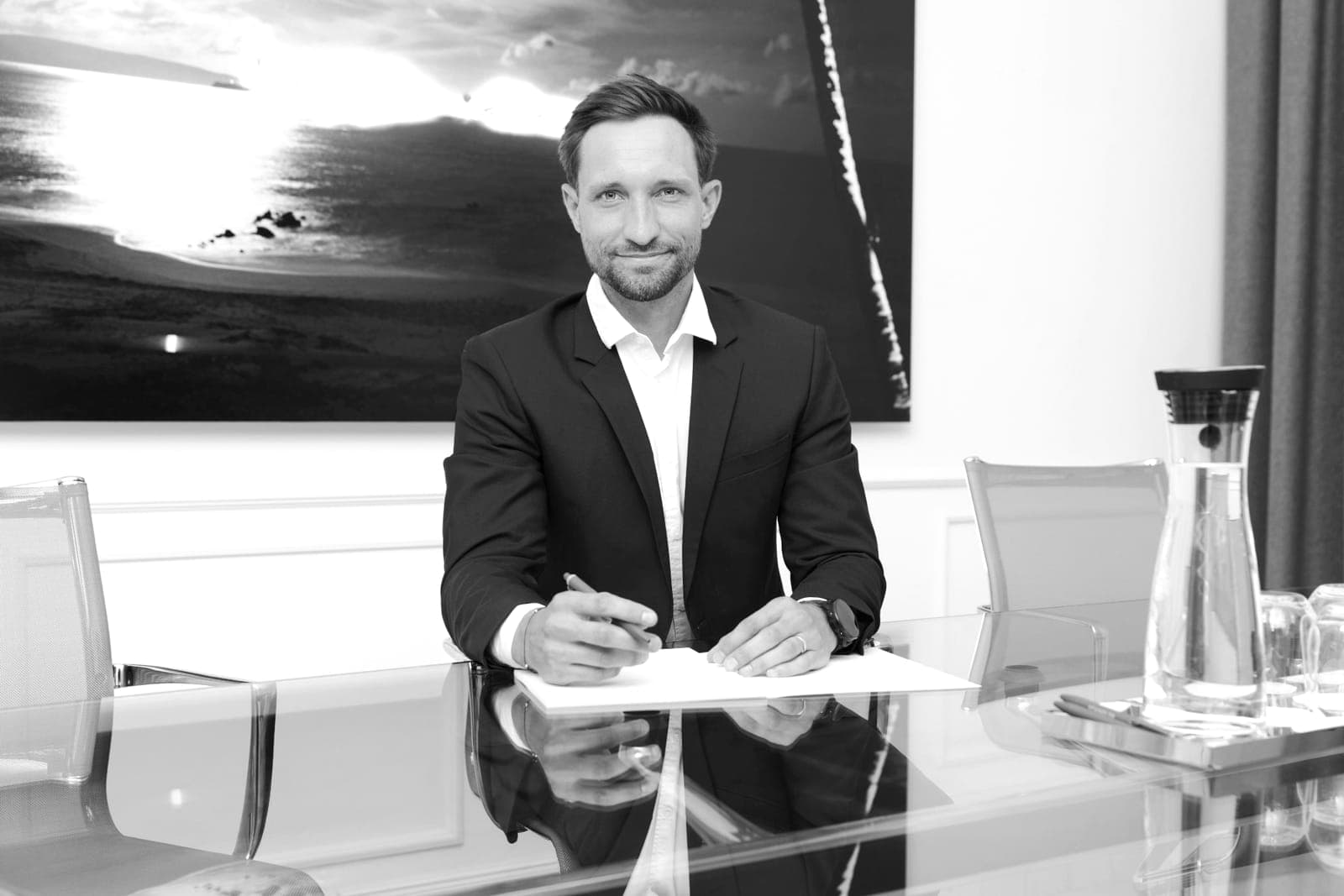 Dominik Stella am Besprechungstisch
